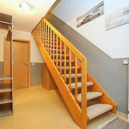 Dom wakacyjny Urlauberdorf Haus 63a *